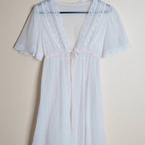 Sheer white 90s vintage boho babydoll robe